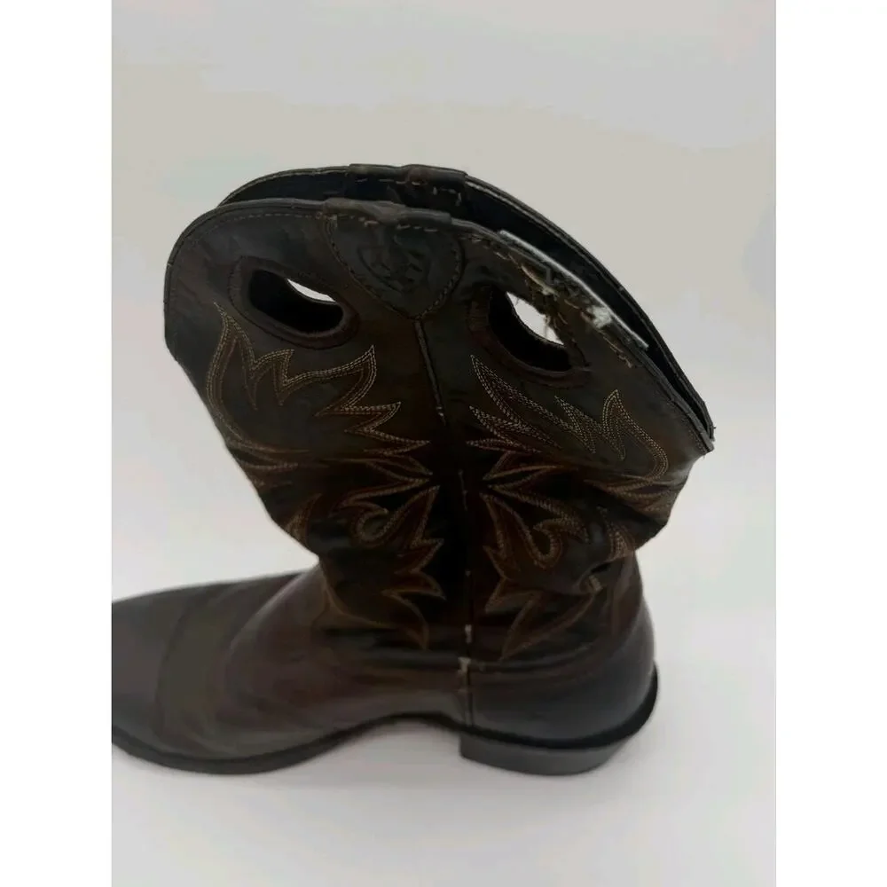 Ariat brand style